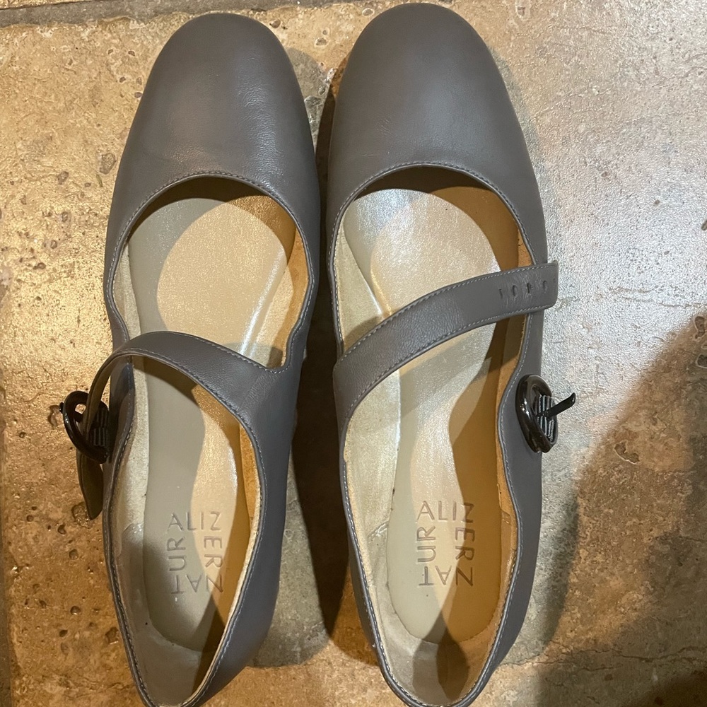 Naturalizer Mary Jane flats
